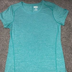 Turquoise Rei T-shirt